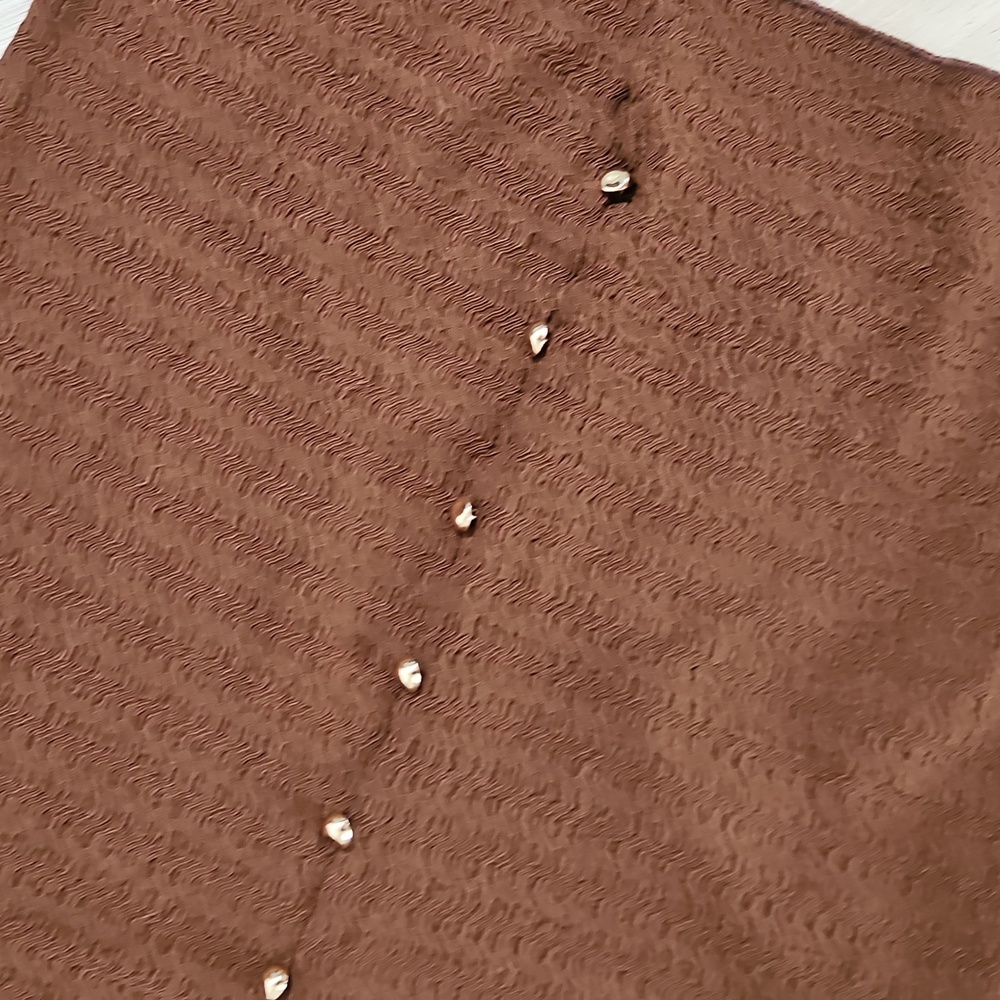 Peach Brown Ribbed Button Front Crop Top - Picture 3 of 4